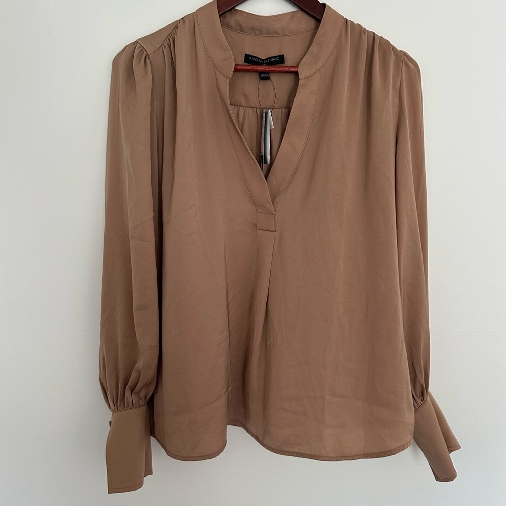 Banana Republic Factory Tan Long Sleeve Blouse